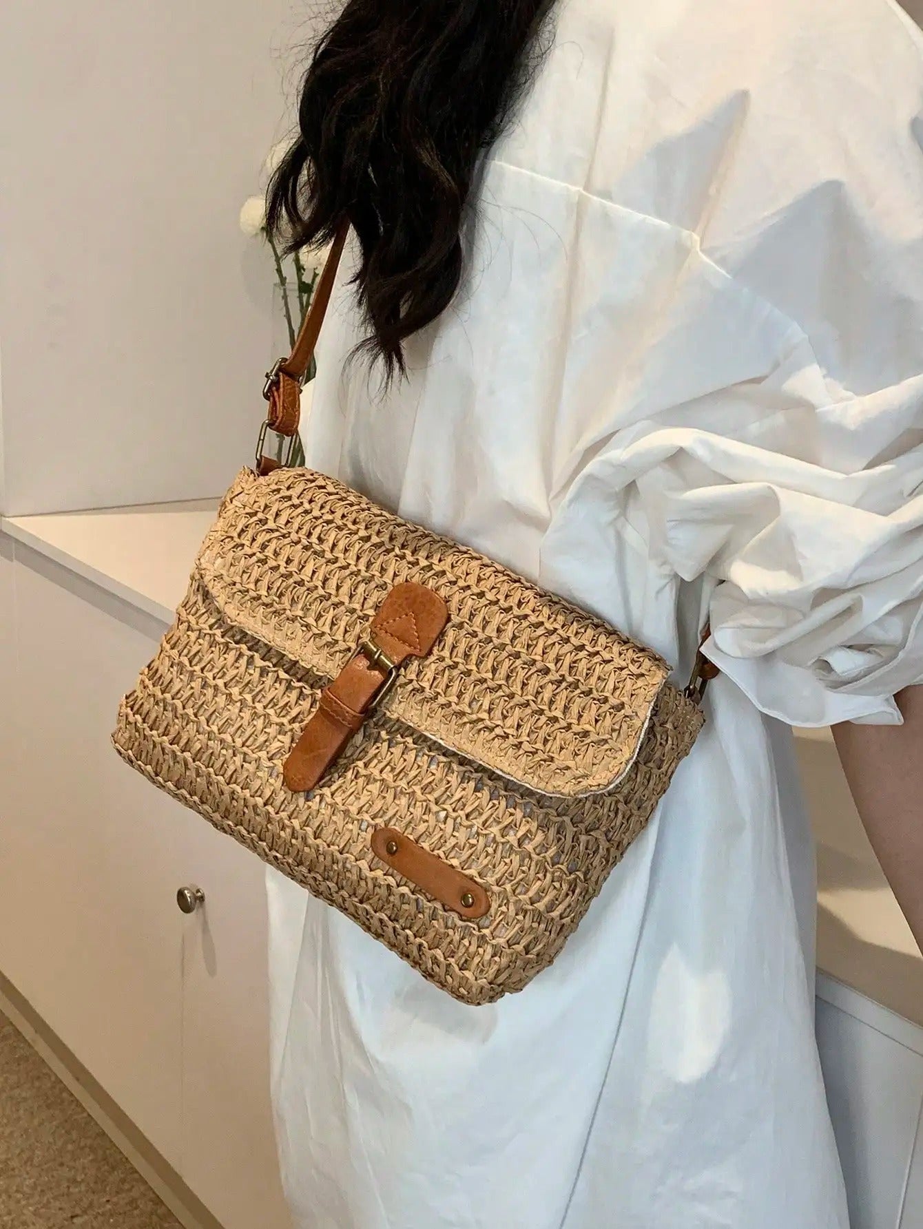Bolso cruzado de rafia