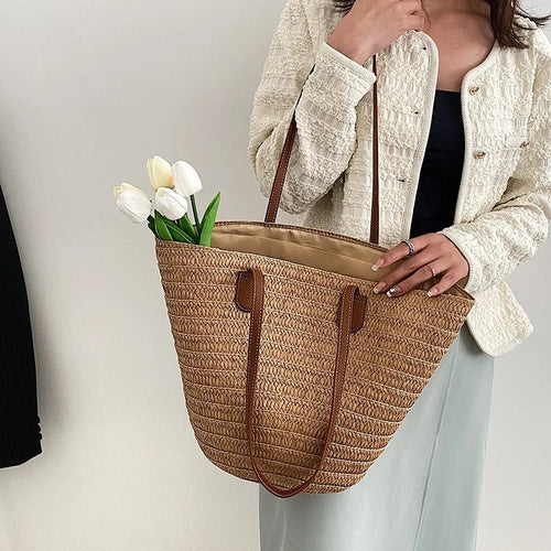 Bolso de rafia con correa al hombro