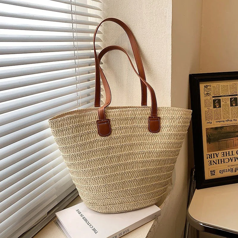 Bolso de rafia con correa al hombro