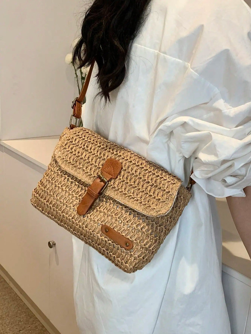 Bolso cruzado de rafia