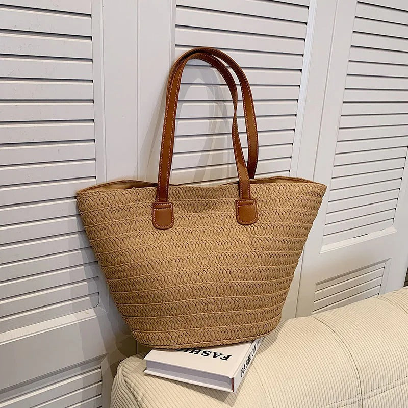 Bolso de rafia con correa al hombro
